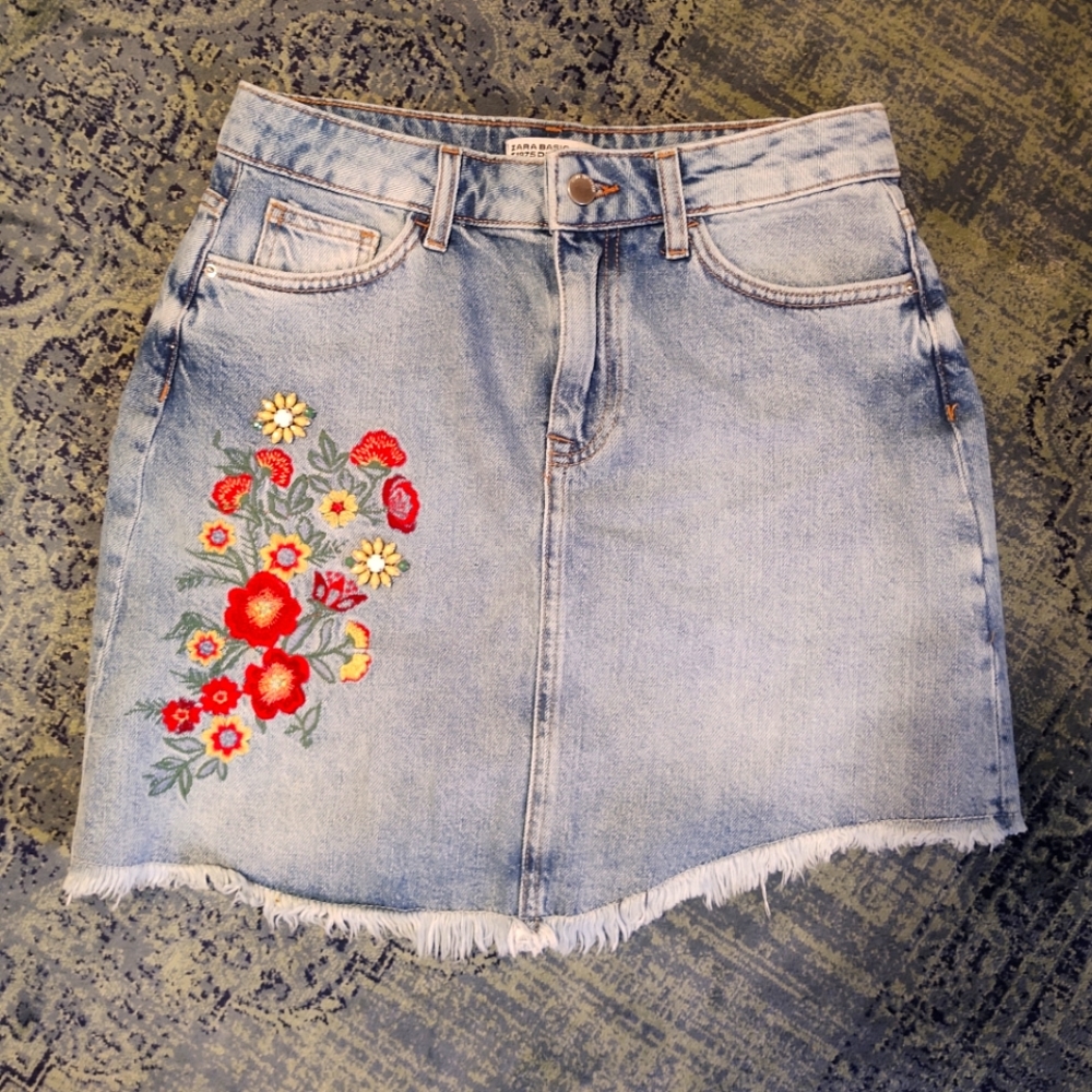 Zara Basic 1975 Denim Embellished Asymmetrical Mi… - image 1